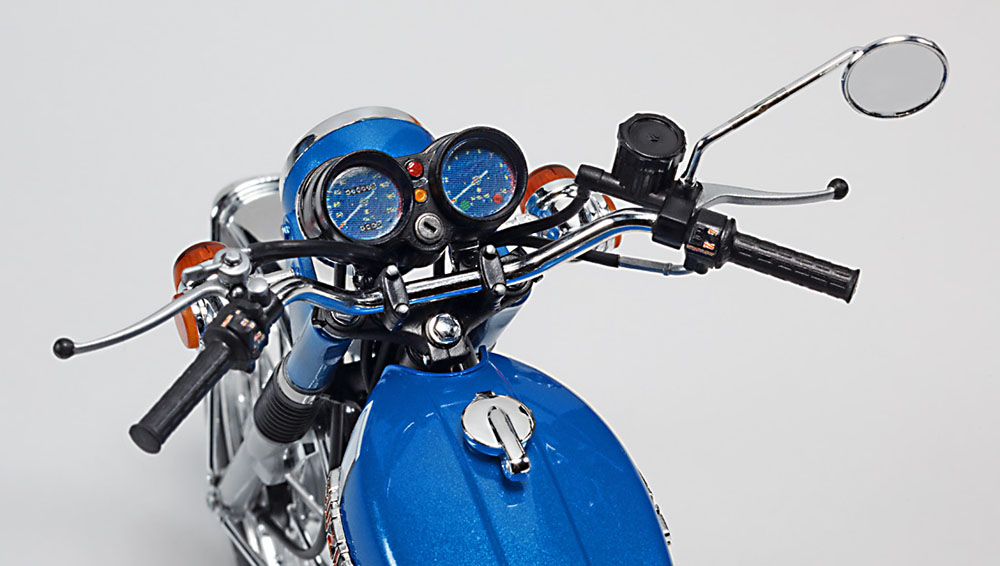 1/12  Suzuki GT380B