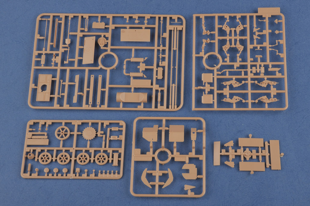 1/35   Flakpanzer I w/ammo trailer