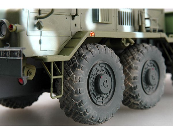 1/35  MAZ/KZKT-537L Cargo Truck