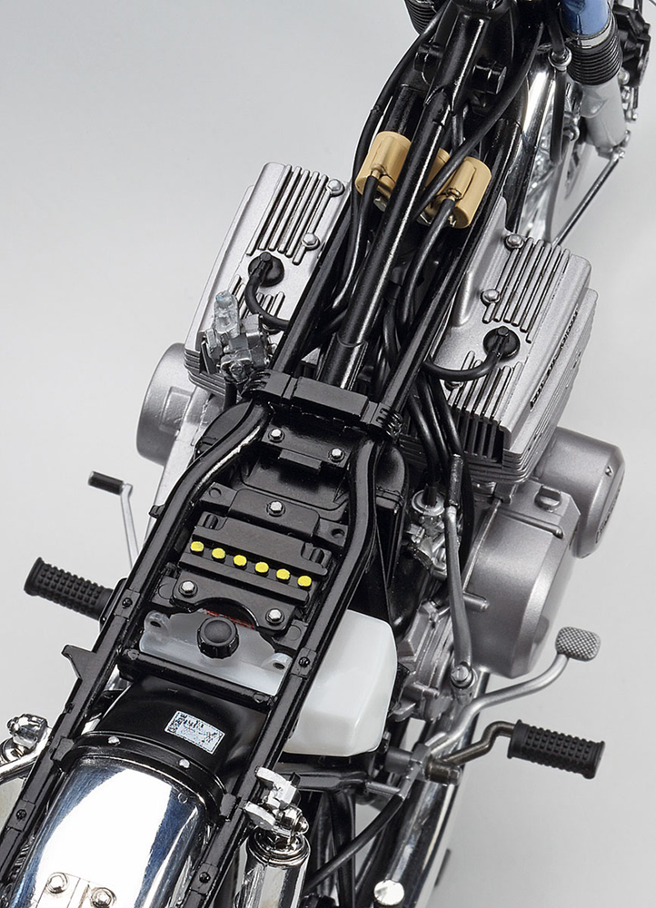 1/12  Suzuki GT380B