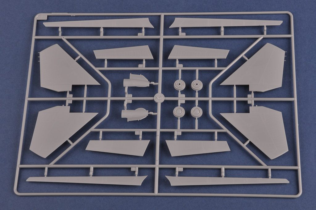 1/48  Su-27 UB Flanker C