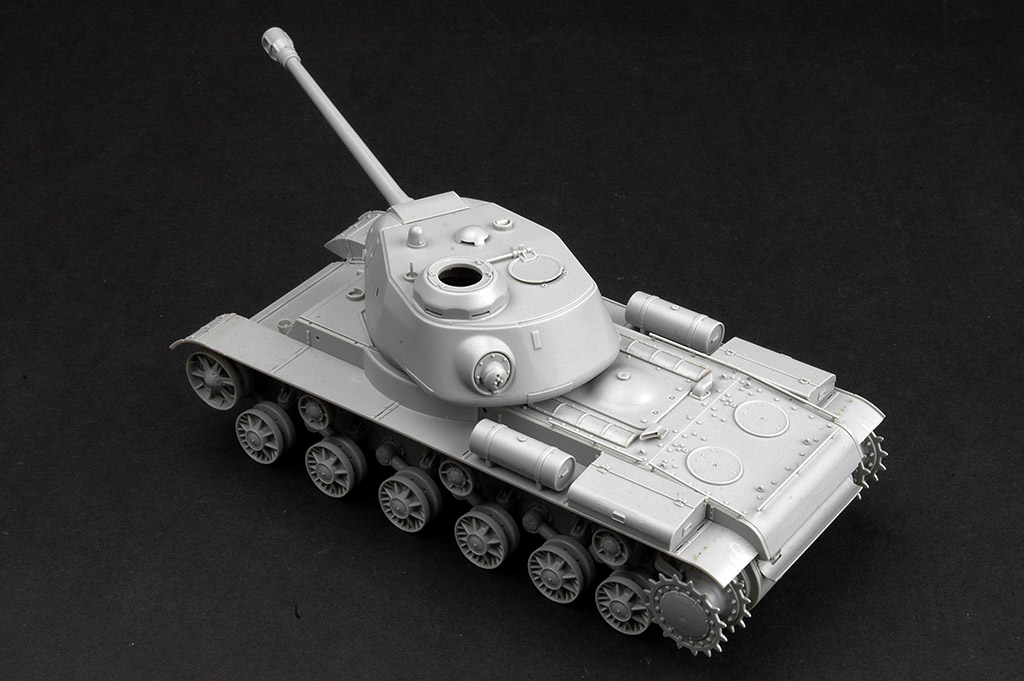 1:35 KV-122