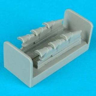 1/48 Spitfire Mk. V exhaust   (TAM)