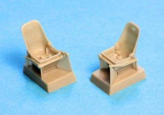 	1/48  Bf-109E - Seats with harness (2 pcs.)