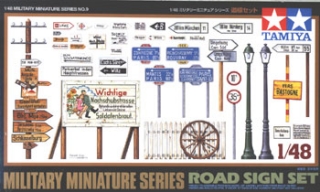 1/48   Road Sign Set