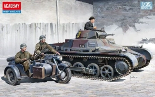 1/35  German Panzer I Ausf.B & Motorcycle
