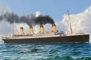 1:700 Titanic